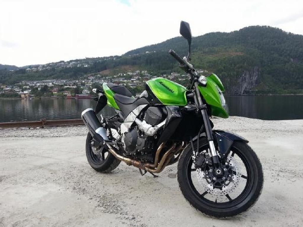KAWASAKI Z 750  2009 photo 2