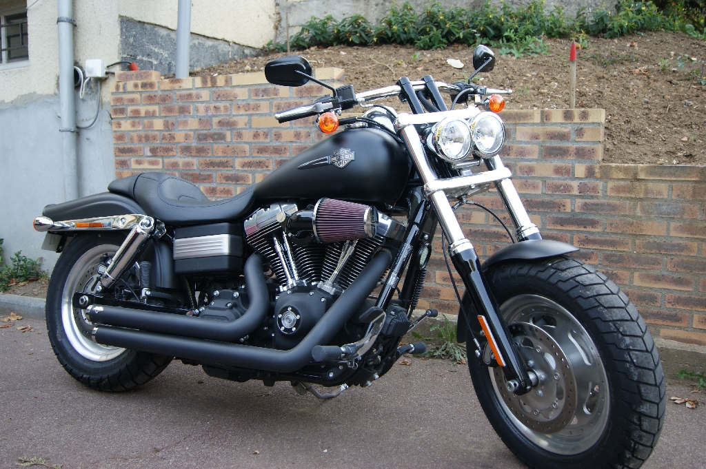 Moto HARLEY-DAVIDSON Dyna Fat Bob  occasion