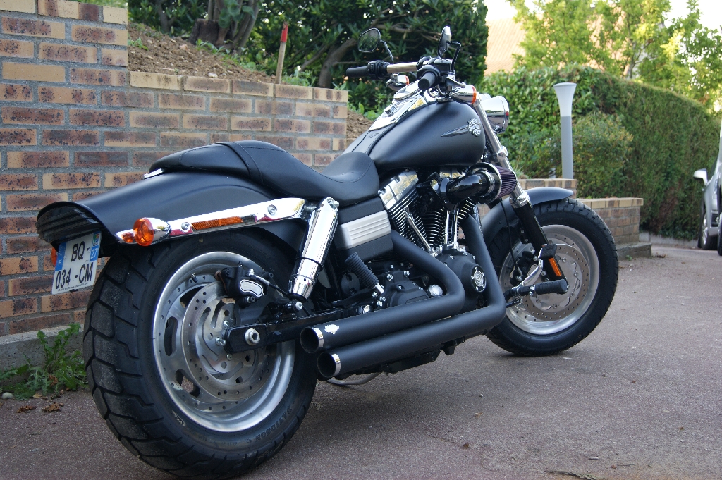 HARLEY-DAVIDSON Dyna Fat Bob  2011 photo 2