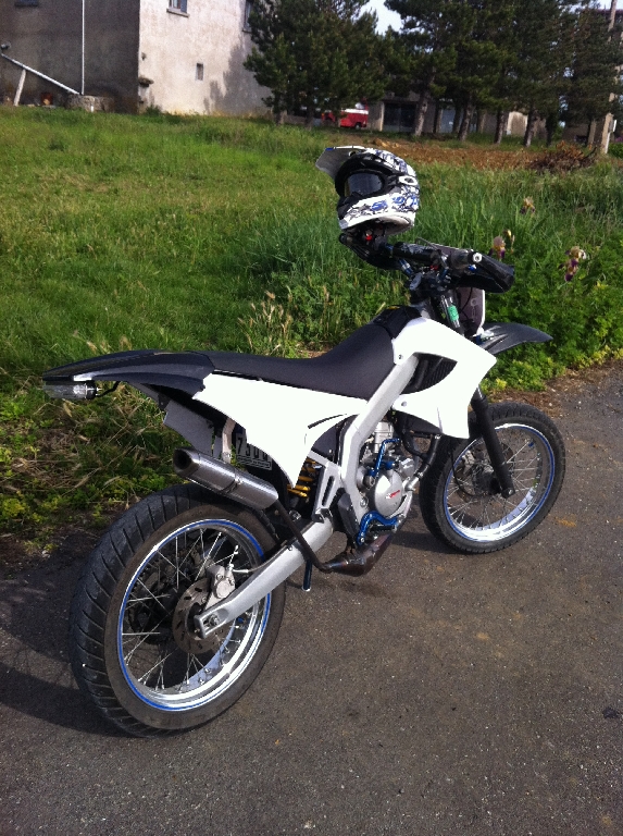 DERBI Senda DRD 50 SM  2009 photo 2