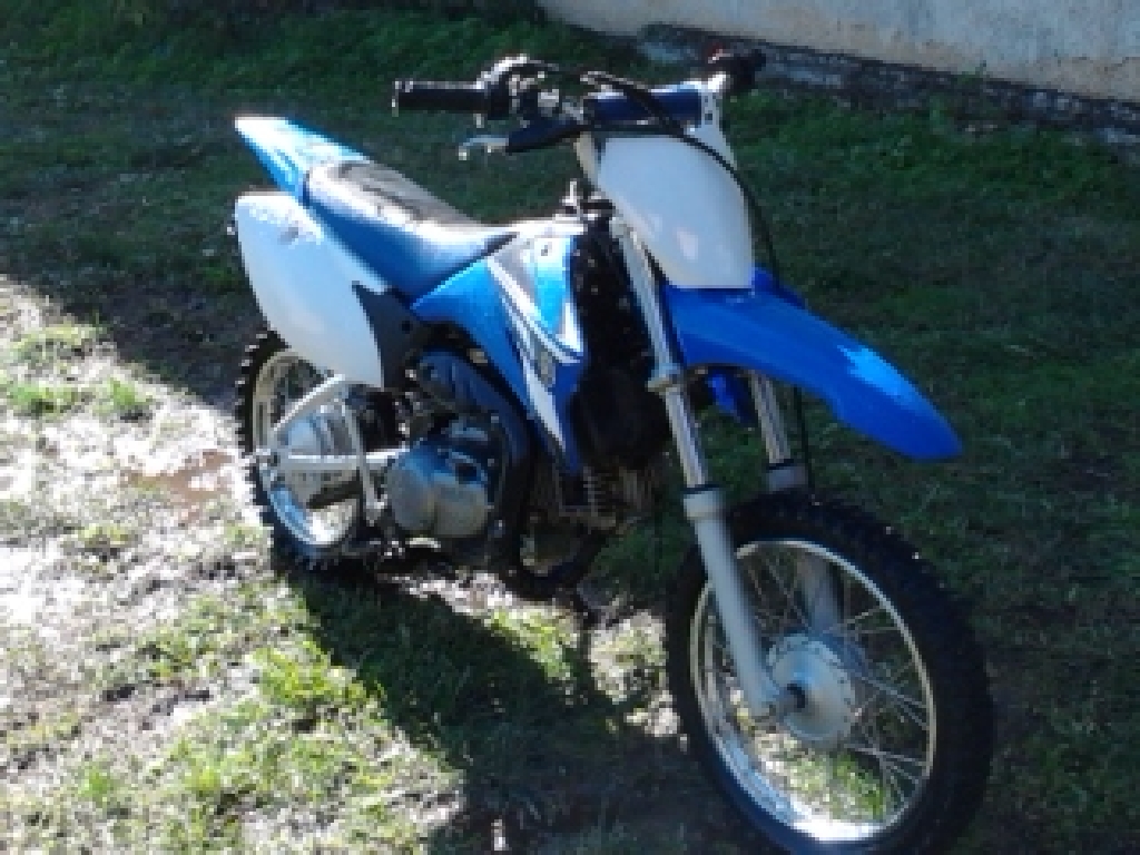 YAMAHA TT-R 110  2010 photo 2