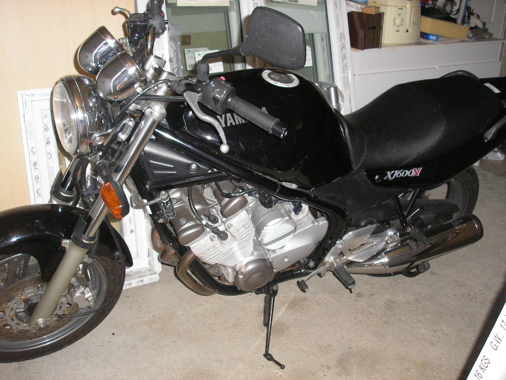 YAMAHA XJ6 N  2003 photo 2