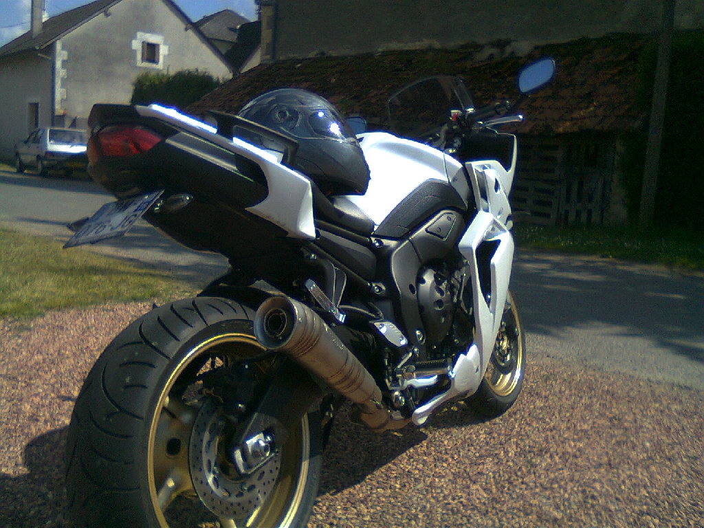 YAMAHA FZ8 S Fazer  2011 photo 2