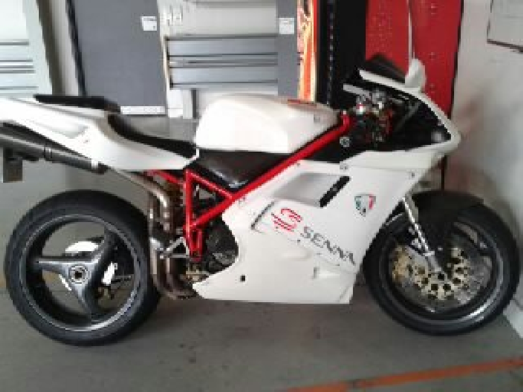 Moto DUCATI Superbike 748  occasion