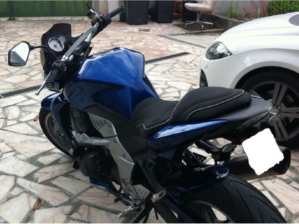 KAWASAKI Z 750  2009 photo 2