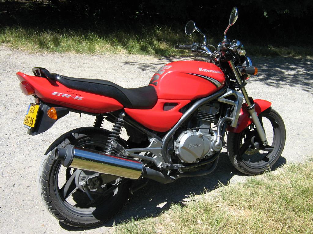 KAWASAKI ER-5  2004 photo 2