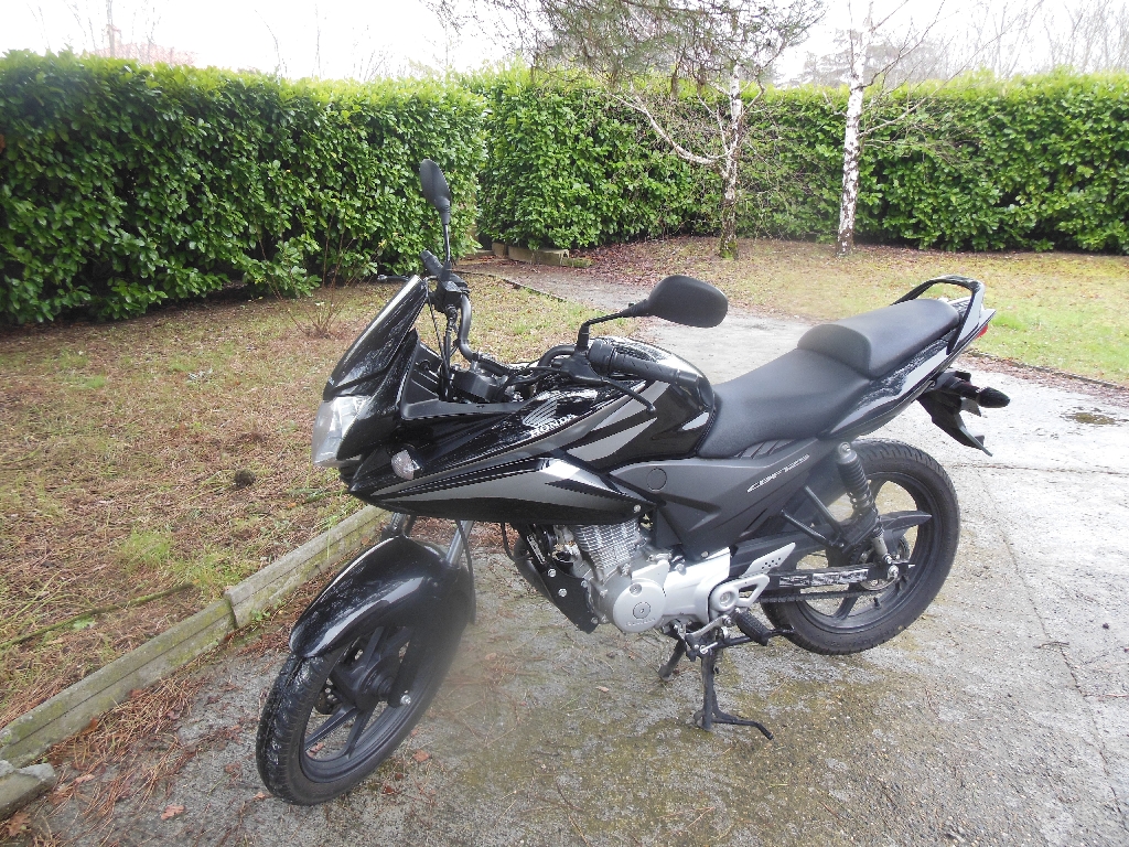 HONDA CBF 125  2009 photo 3