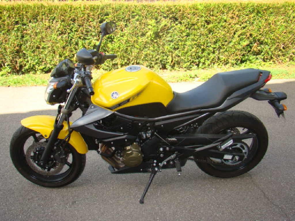 Moto YAMAHA XJ6 N  occasion