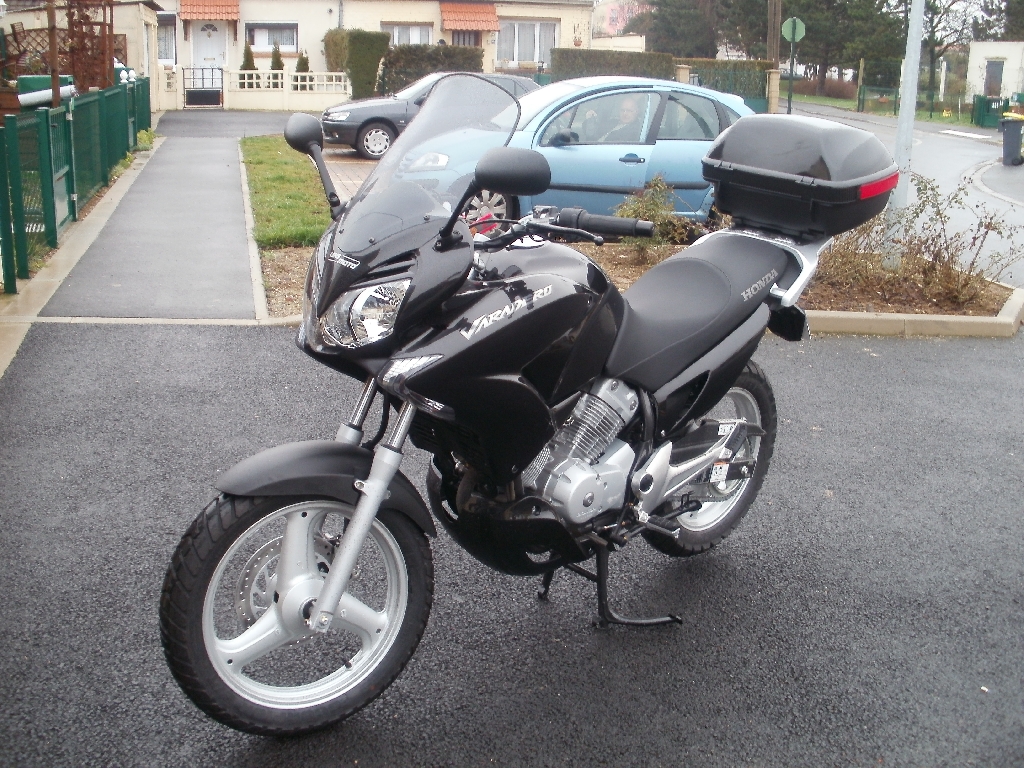 HONDA XL 125 Varadero  2010 photo 2