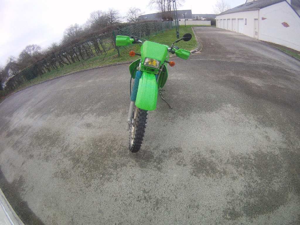 KAWASAKI KDX 125  1991 photo 2