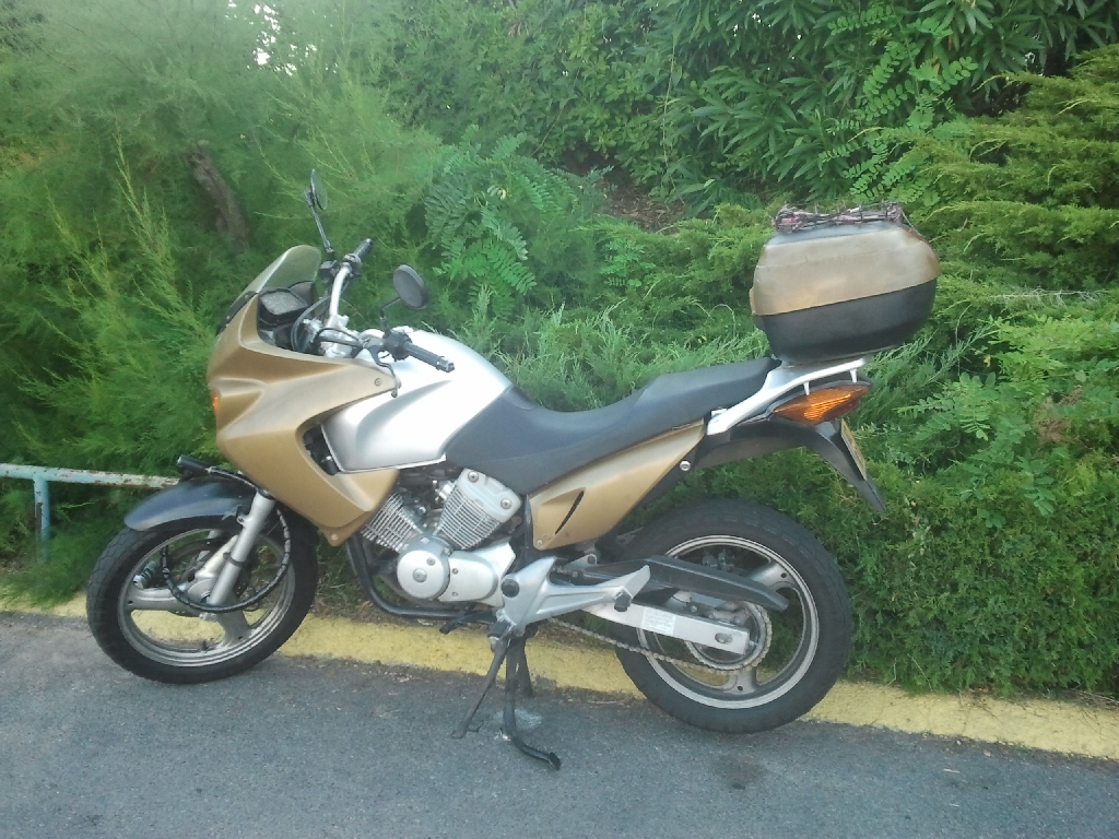 Moto HONDA XL 125 Varadero  occasion