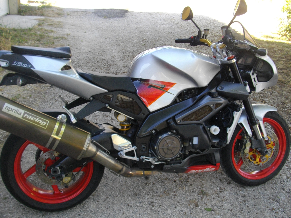 Moto APRILIA RSV Tuono  occasion