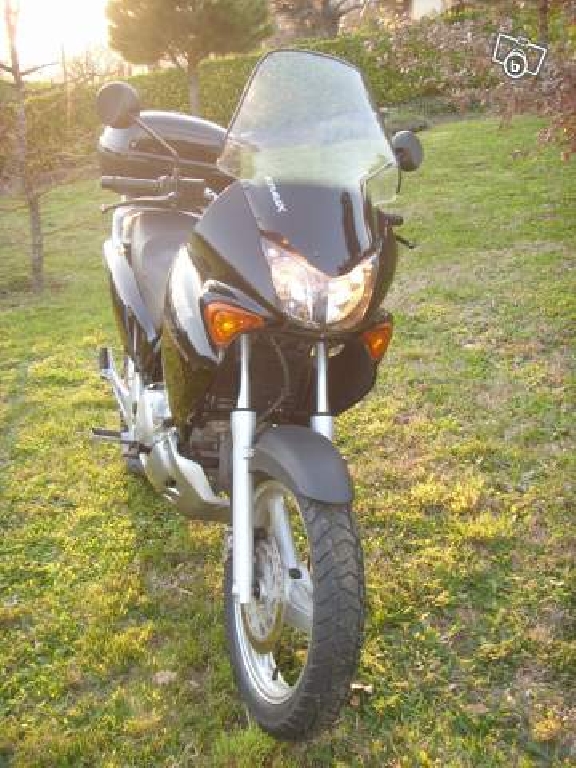 HONDA XL 125 Varadero Edition Limited 2006 photo 3