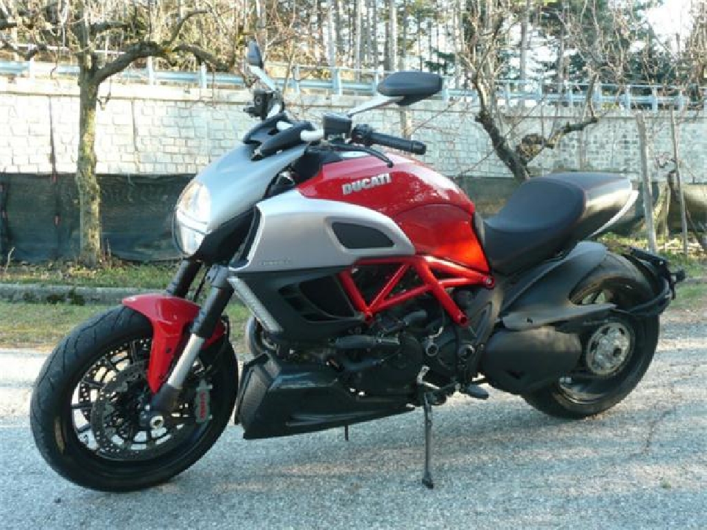 Moto DUCATI Diavel ABS  occasion