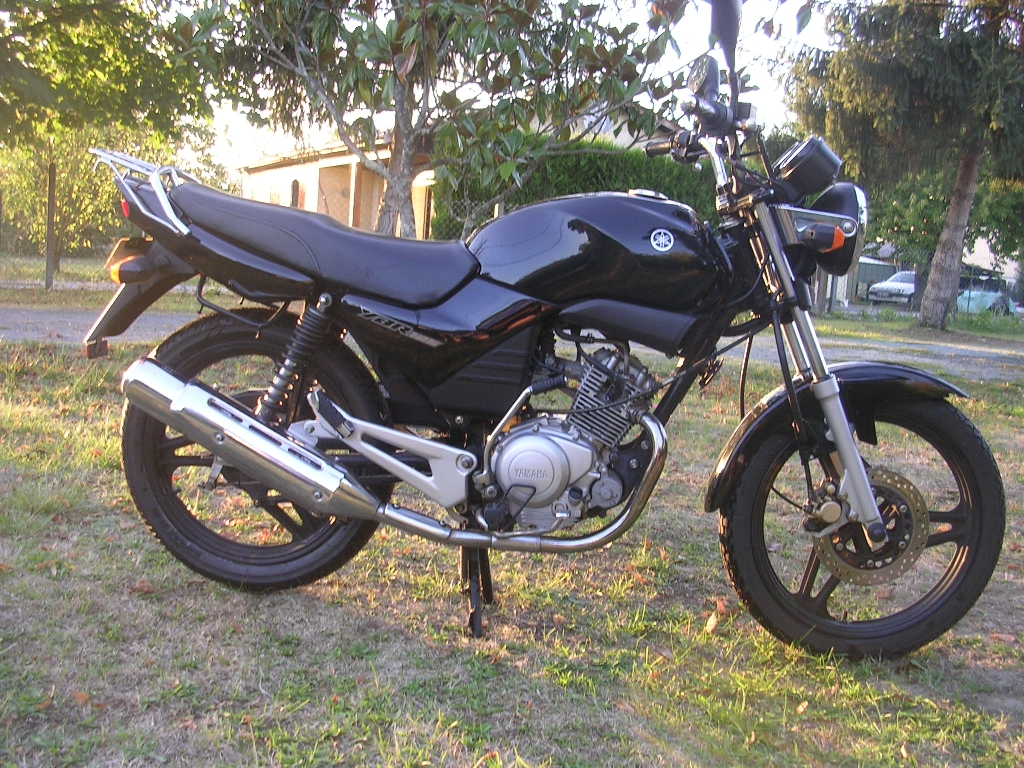 Moto YAMAHA YBR 125 RE031 occasion