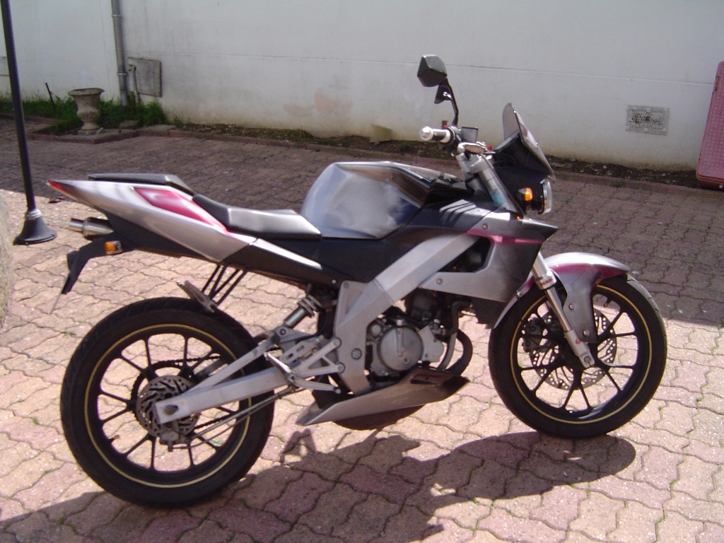 DERBI GPR 50  2005 photo 2