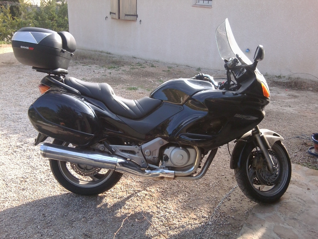 HONDA NT 650 Deauville  1999 photo 2