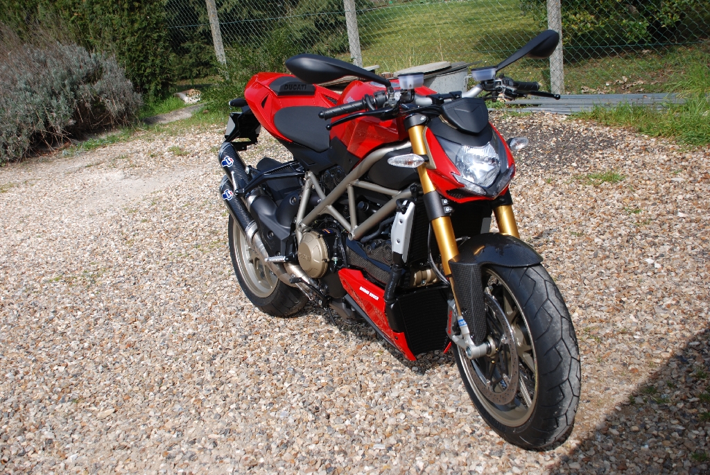 Moto DUCATI Streetfighter s occasion