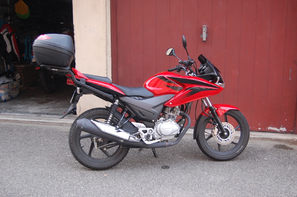 Moto HONDA CBF 125  occasion