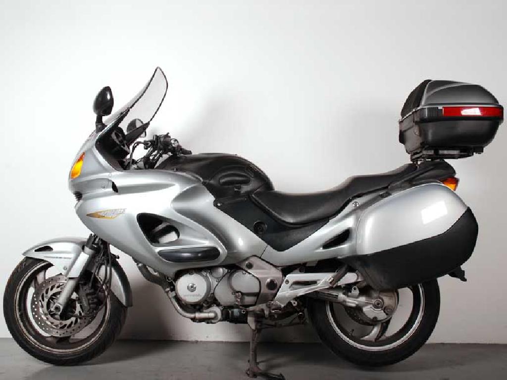 HONDA NT 650 Deauville ABS 2003 photo 2