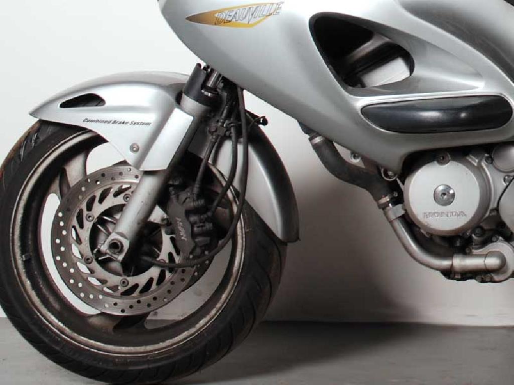 HONDA NT 650 Deauville ABS 2003 photo 5