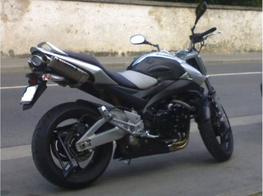 SUZUKI GSR 600  2013 photo 2