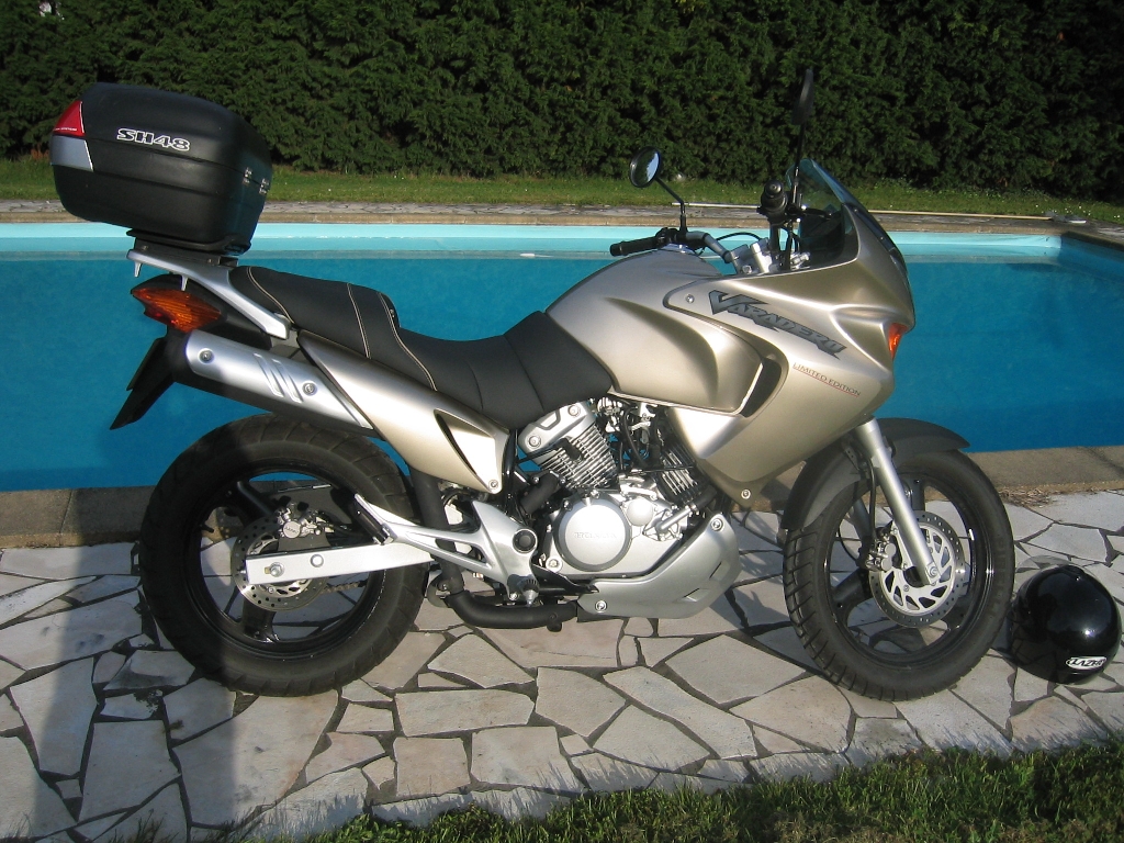 Moto HONDA XL 125 Varadero  occasion