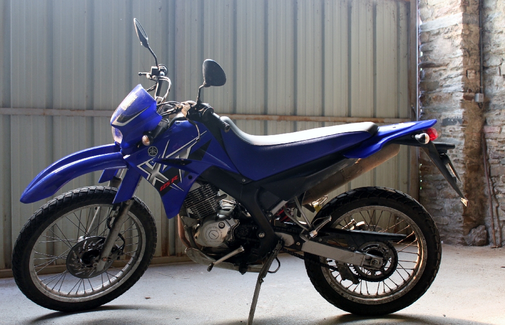 Moto YAMAHA XT 125 R  occasion