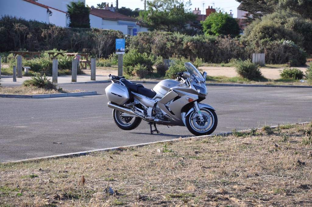 YAMAHA FJR 1300  2011 photo 2