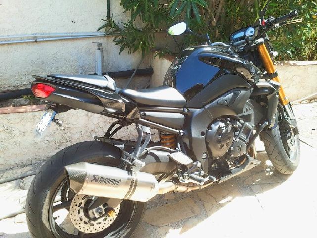 YAMAHA FZ8 N rline 2012 photo 2
